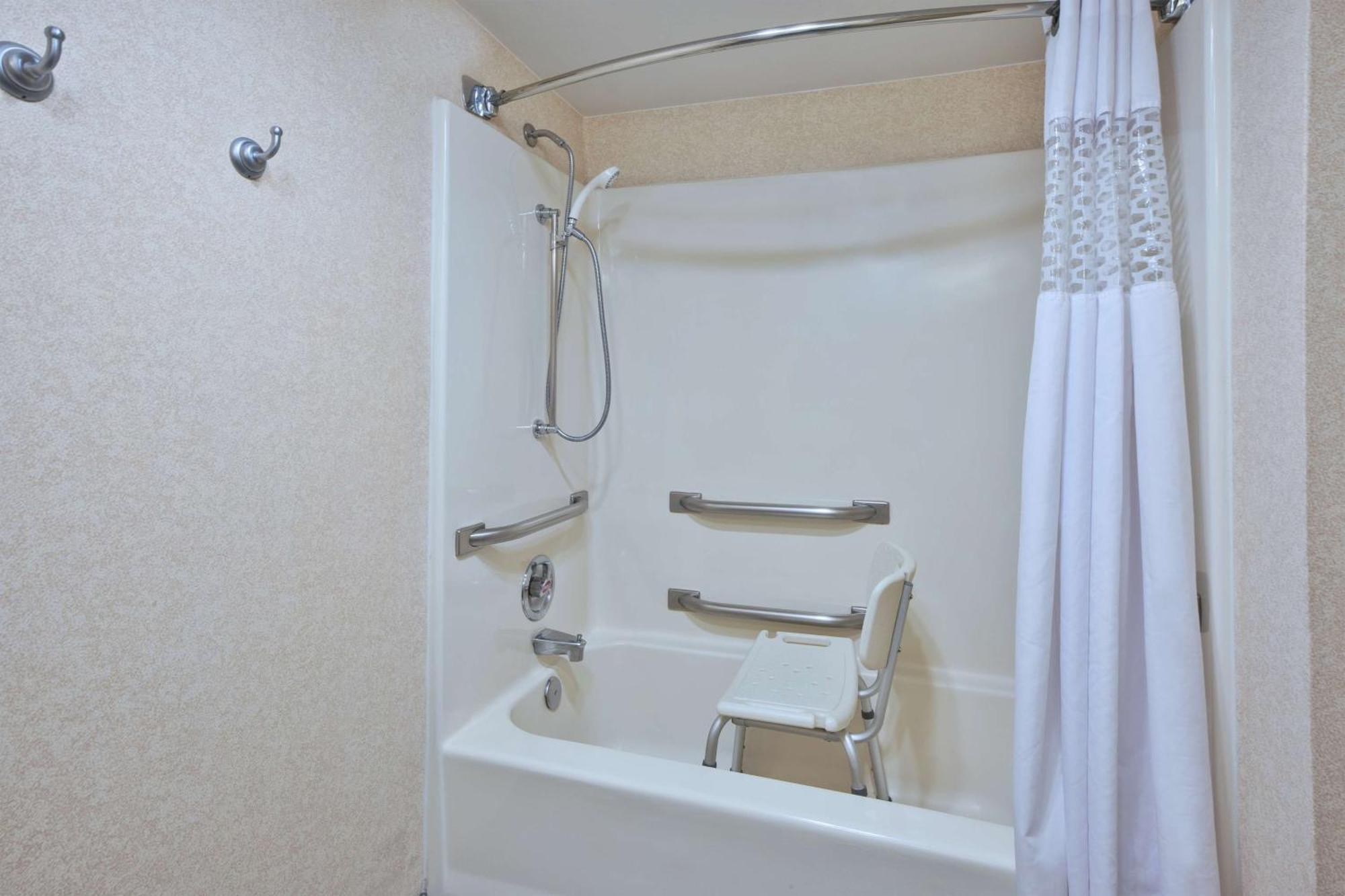 שנטילי Hampton Inn Washington-Dulles International Airport South מראה חיצוני תמונה