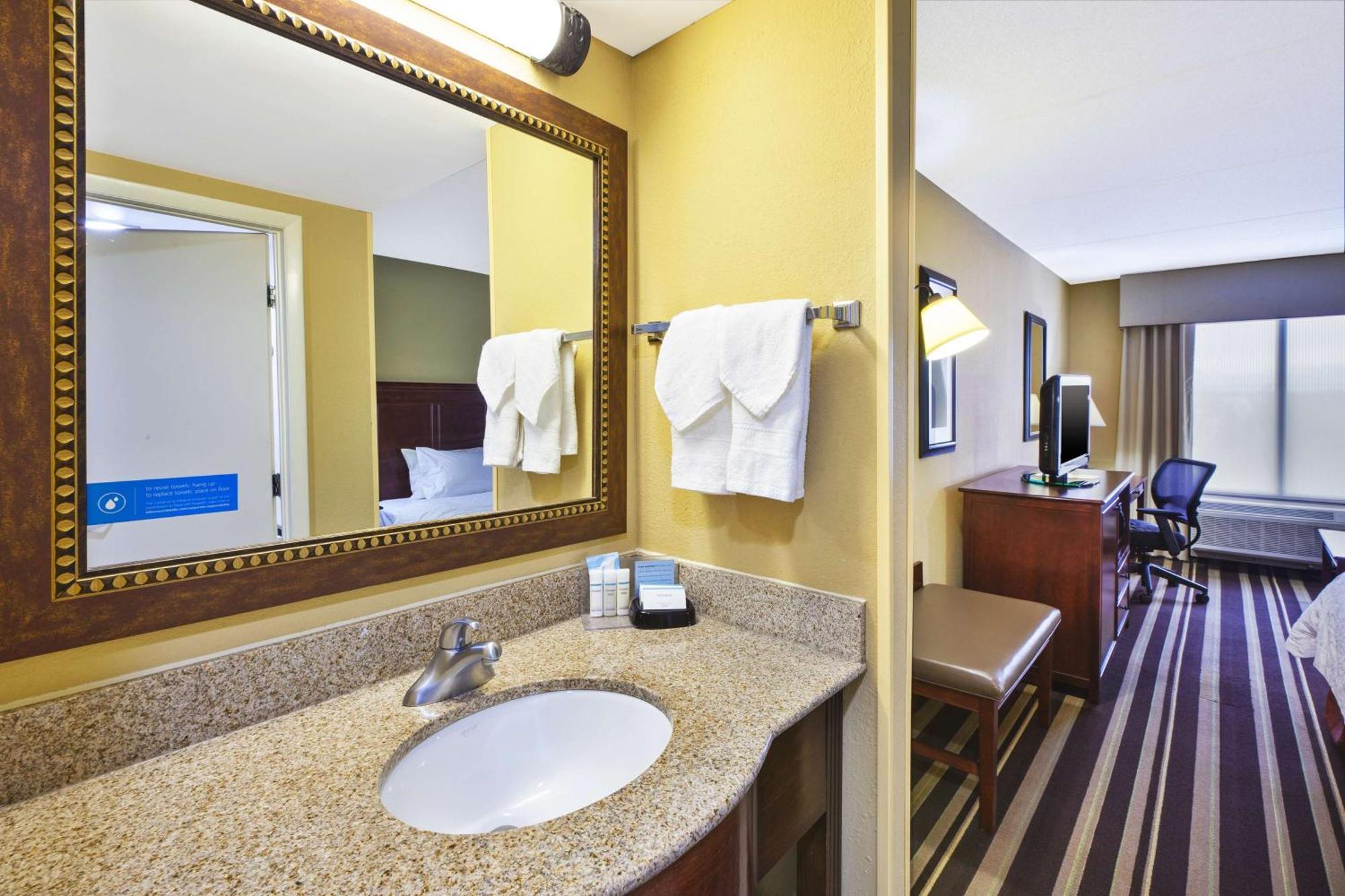שנטילי Hampton Inn Washington-Dulles International Airport South מראה חיצוני תמונה